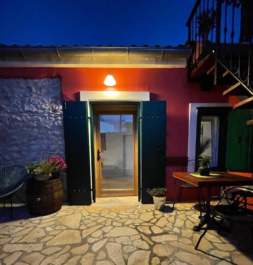 Villa House Of Milka Zara Esterno foto