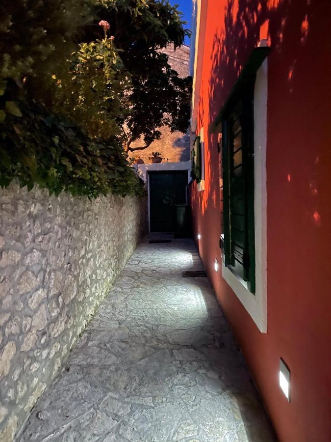 Villa House Of Milka Zara Esterno foto