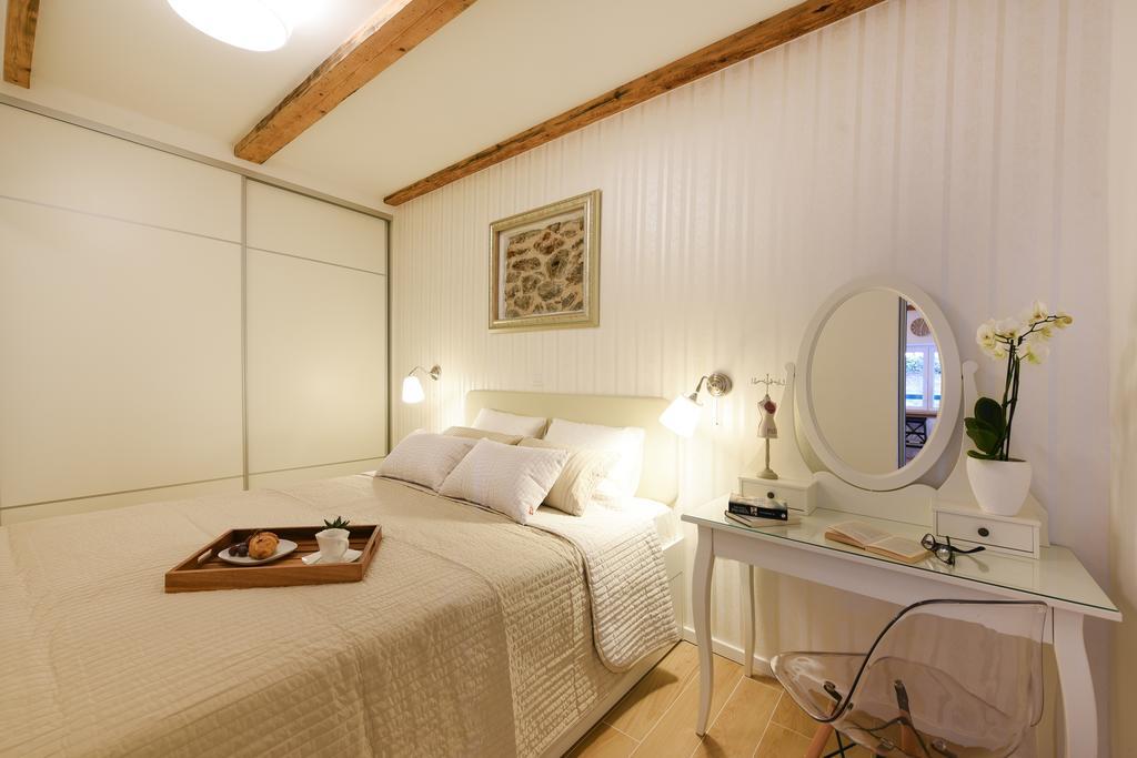 Villa House Of Milka Zara Esterno foto